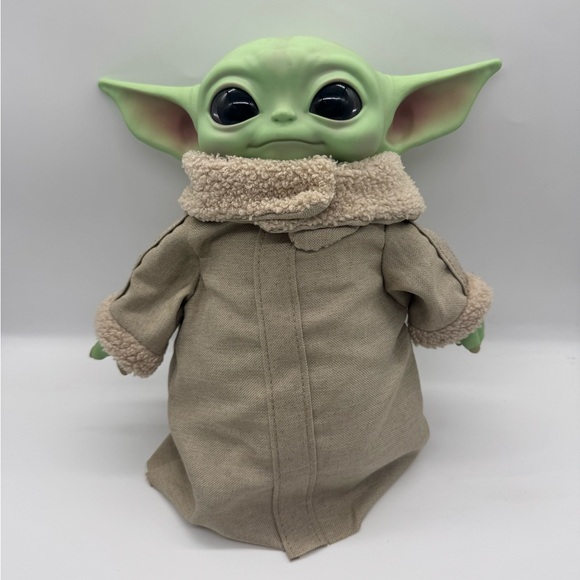 The Child 11 Inch Doll Baby Yoda Grogu Mattel Star Wars Mandalorian Plush - Picture 1 of 4